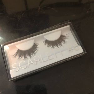 Huda Lashes Scarlett #8